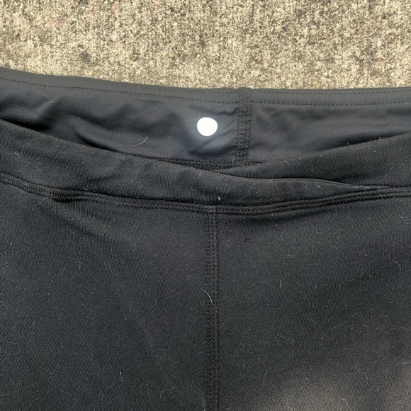 Lululemon Cropped Leggings Sz 8 - Picture 2 of 3